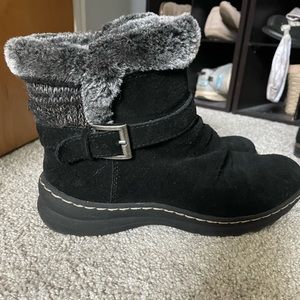 BareTrap Boots